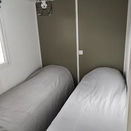 キャンプ場 Mobil Renove *